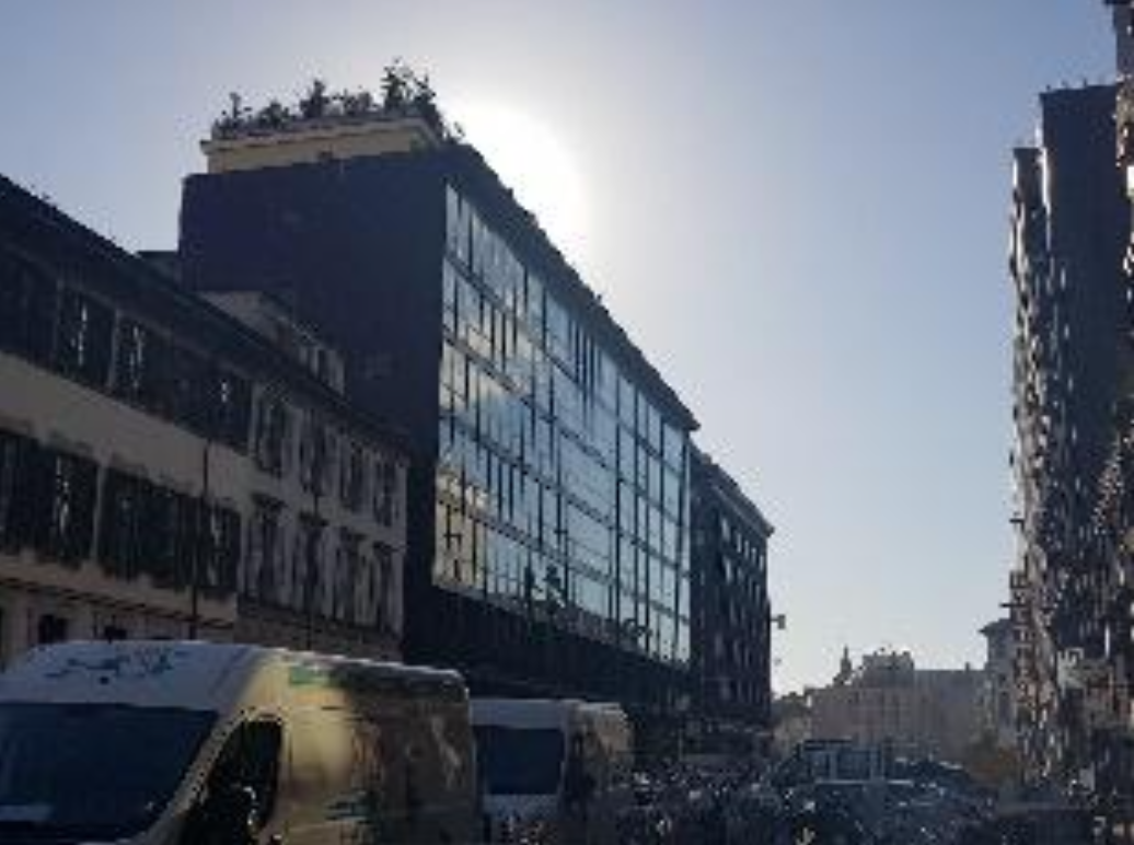 Referenza 30: 2012 - Milano (Corso Europa) - Iniziative Immobiliare